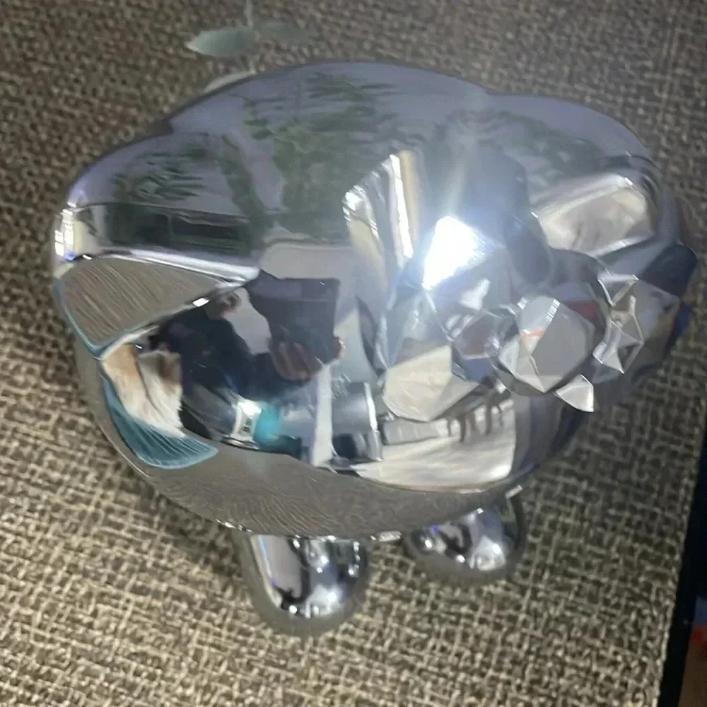 Hello kitty Sanrio 2011 Sephora chrome silver make up holder